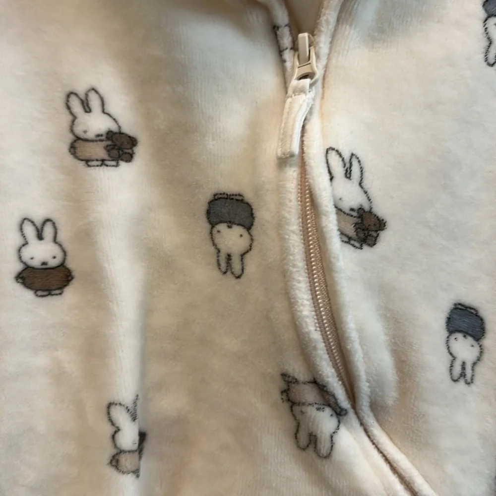 H&M Miffy outfit newborn - Picture 3 of 3